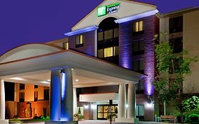 Holiday Inn Express Chesapeake Virginia